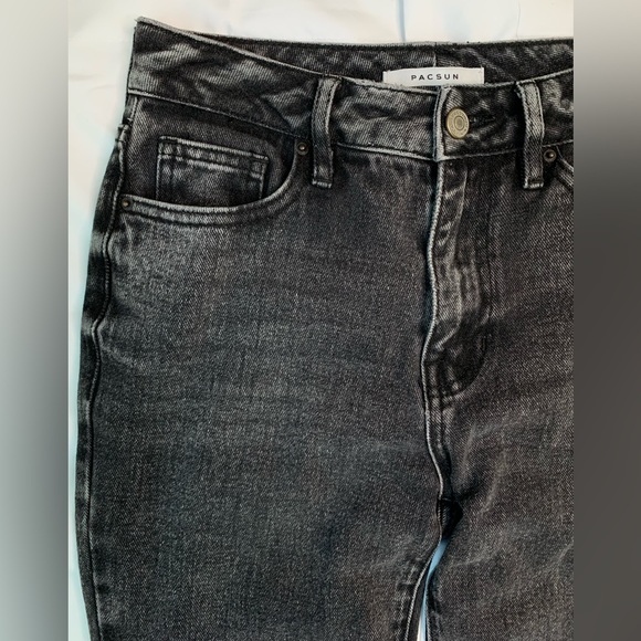 PacSun Black Washed Mom Jeans - Picture 6 of 16